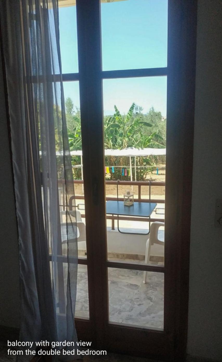 Poseidon Apartments Gythio Kamer foto